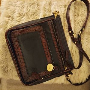 Crossbody purse